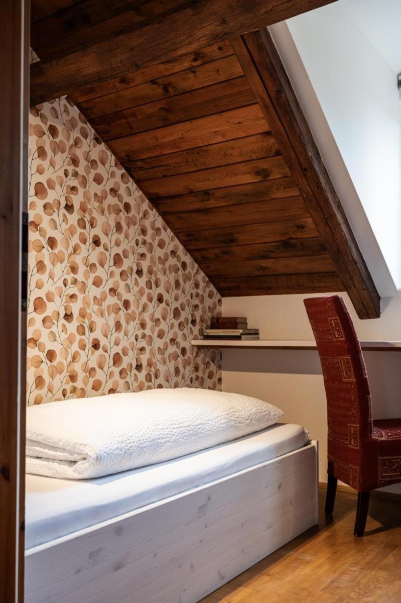 Apartmenthaus Brunnenhof Papstdorf Luaran gambar