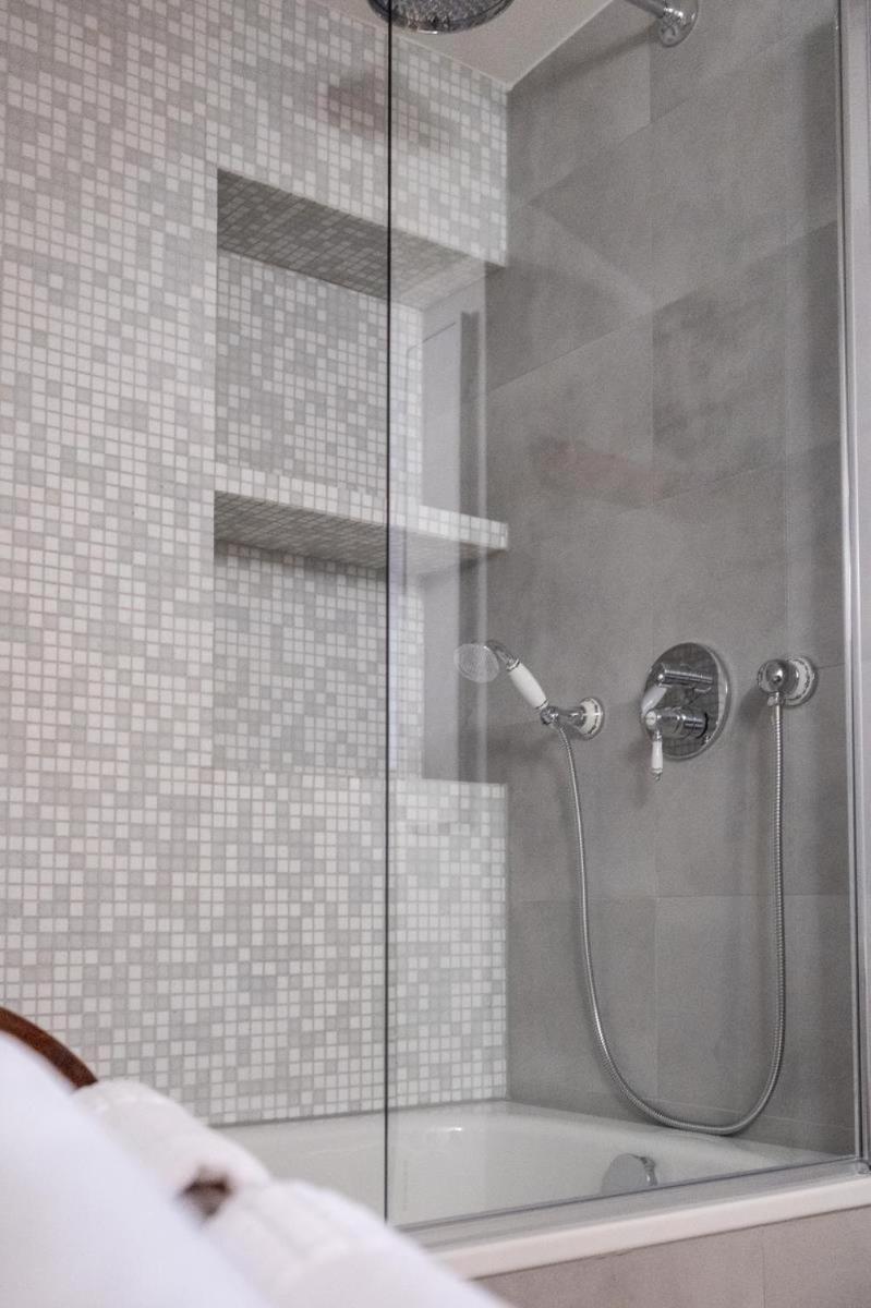 Apartmenthaus Brunnenhof Papstdorf Luaran gambar